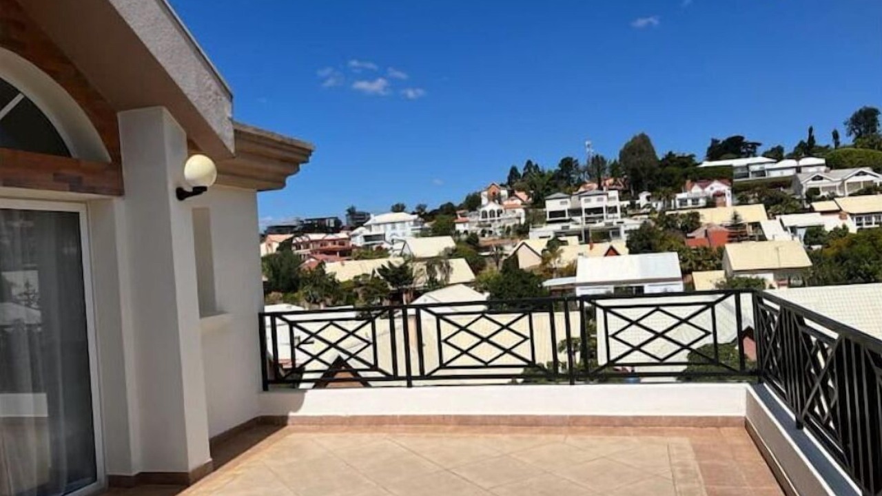 Photo of Patio Balcony in Antananarivo Avaradrano