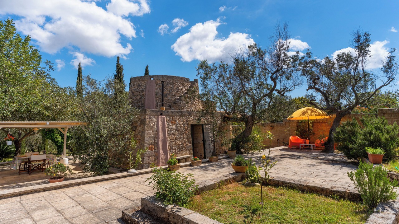 Photo of Patio Balcony in Specchia