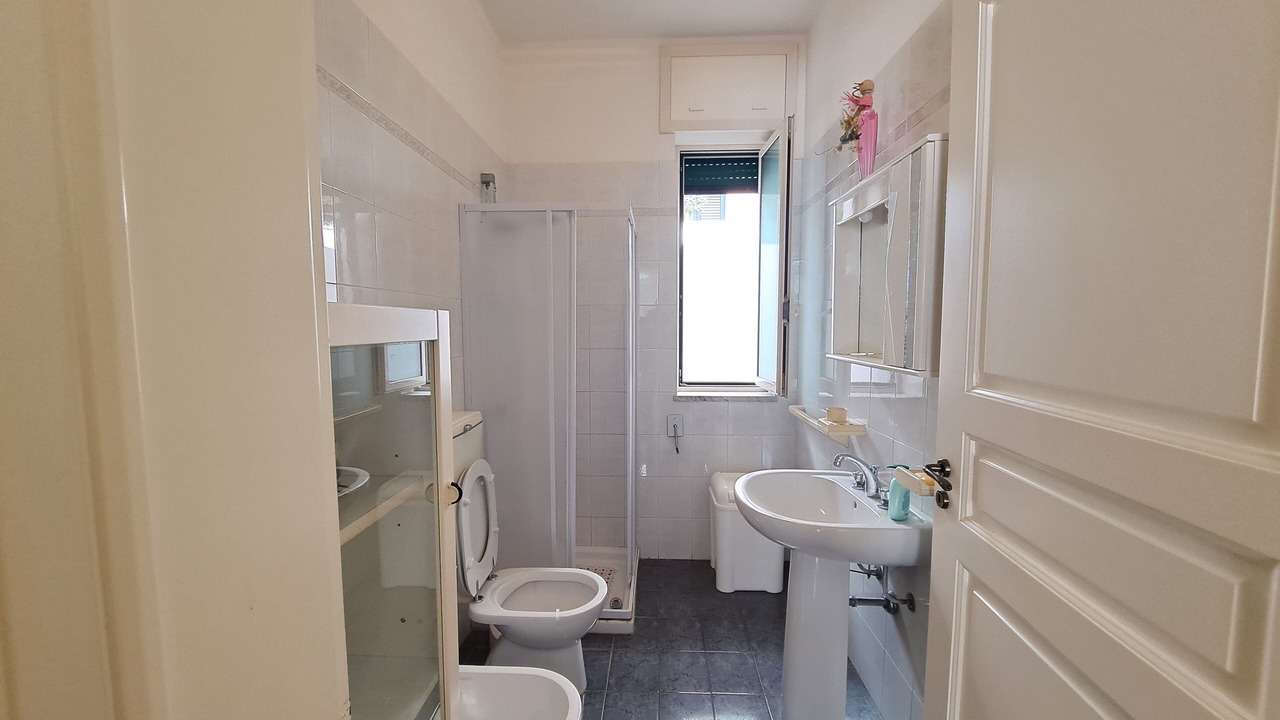 Photo of Bathroom in Lido Marini