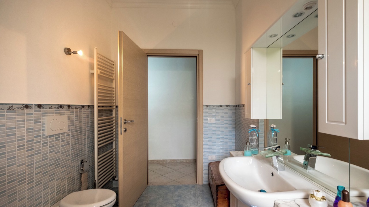Photo of Bathroom in Cellino San Marco