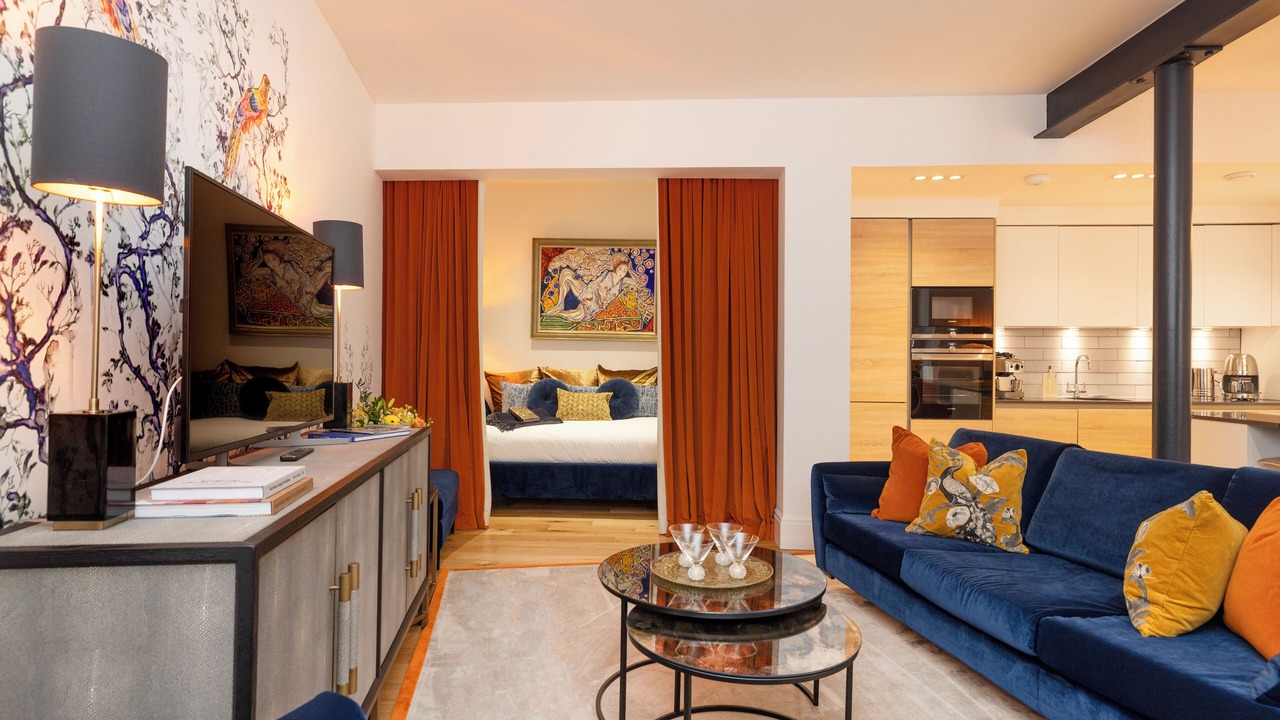 Photo of Livingroom in Tollcross