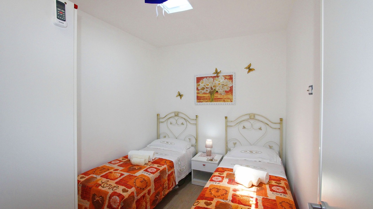 Photo of Bedroom in Marina di Felloniche