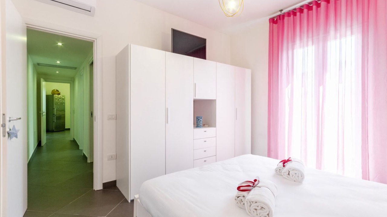Photo of Bedroom in Lendinuso