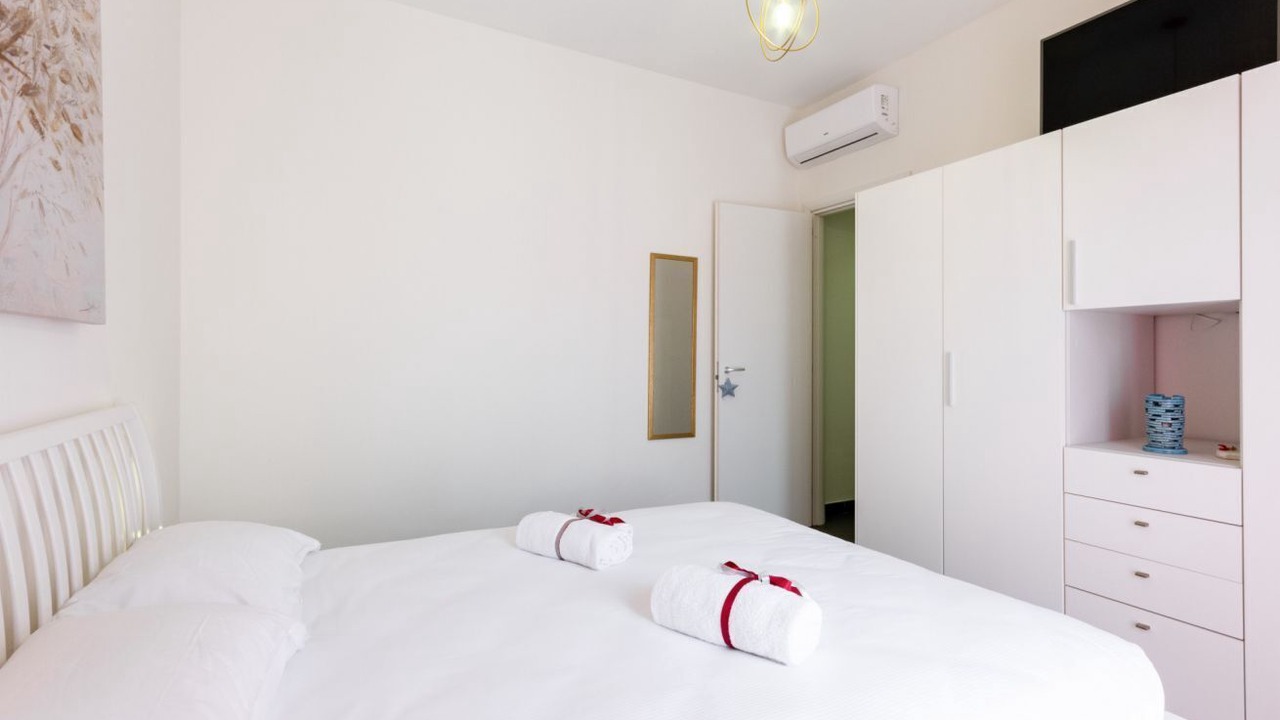 Photo of Bedroom in Lendinuso