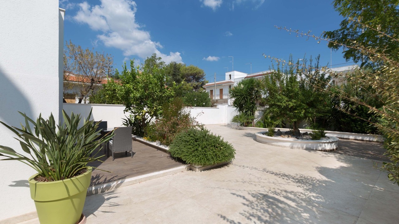 Photo of Patio Balcony in Campomarino di Maruggio