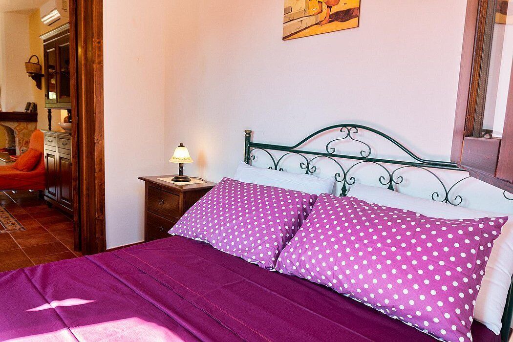 Photo of Bedroom in Marina di Felloniche