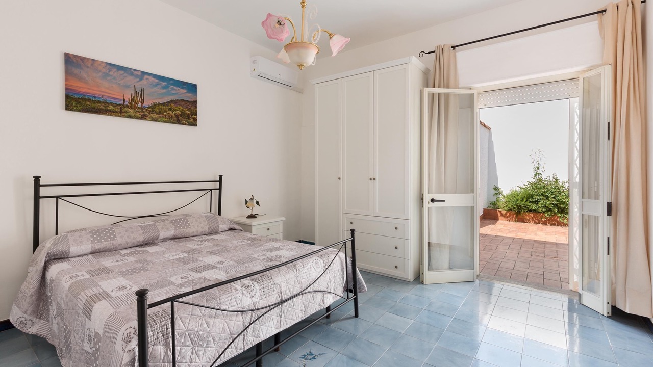 Photo of Bedroom in Torre Lapillo