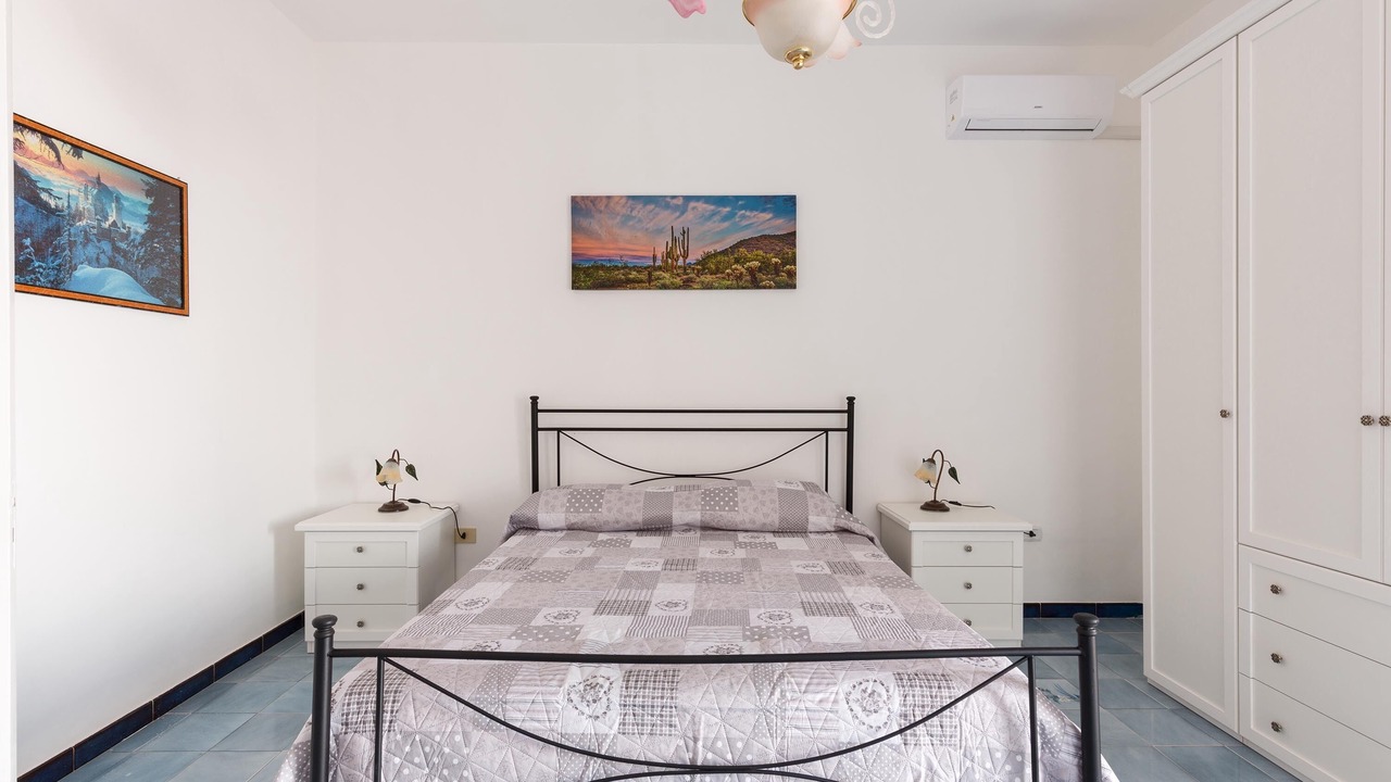 Photo of Bedroom in Torre Lapillo