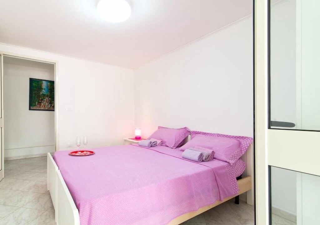 Photo of Bedroom in Pizzo