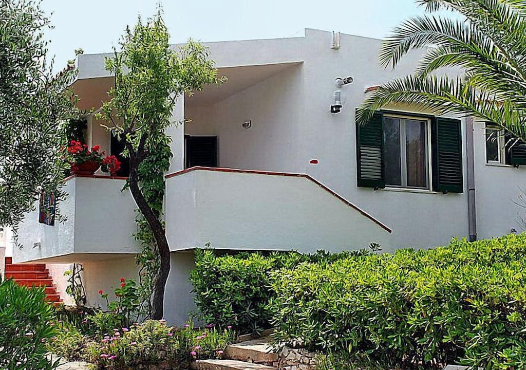 Photo of Buildings in Defensola
