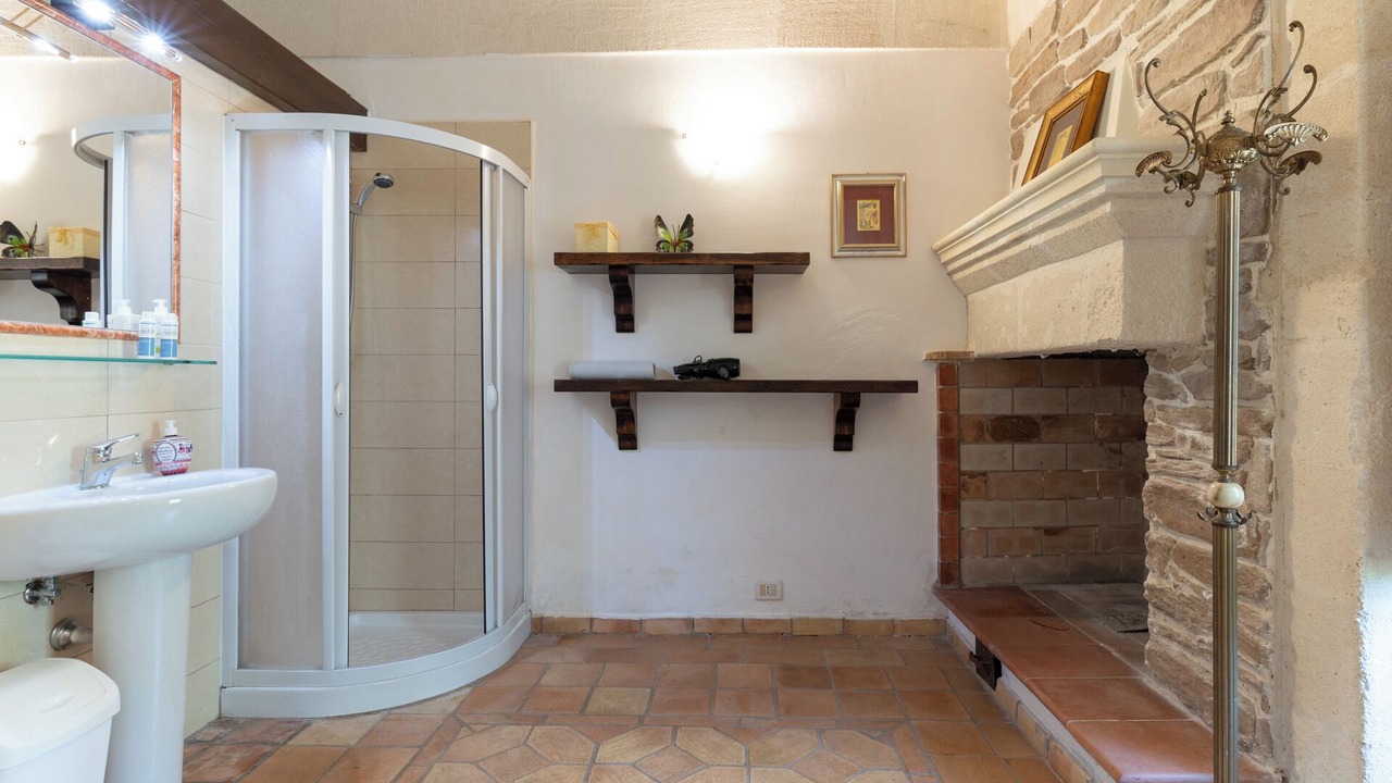 Photo of Bathroom in Ginosa