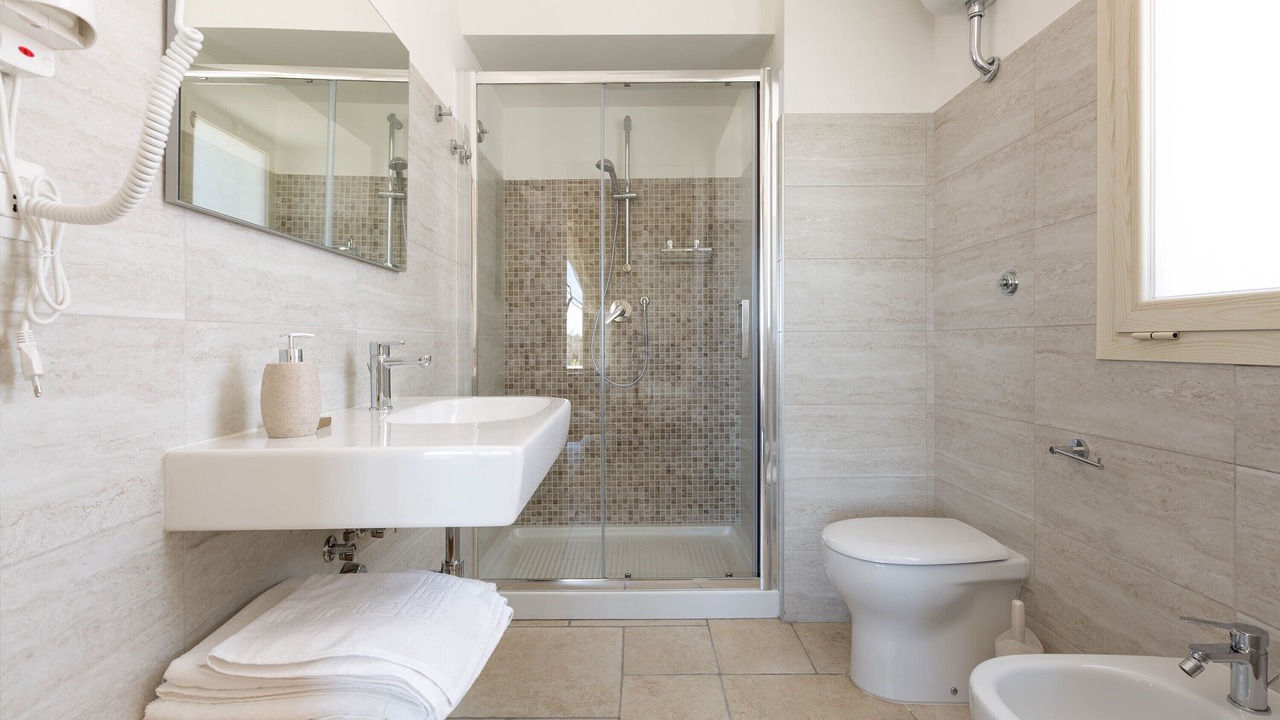 Photo of Bathroom in Pittuini