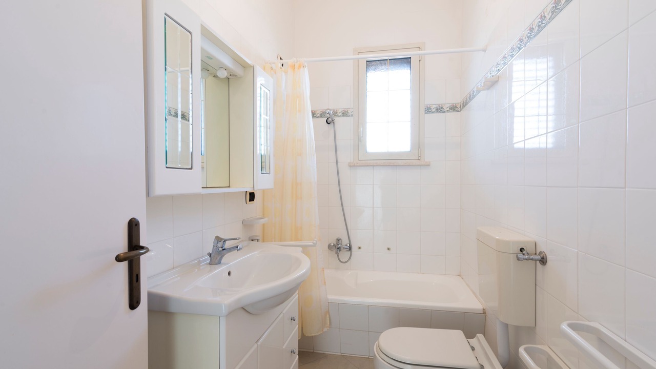 Photo of Bathroom in Taurisano