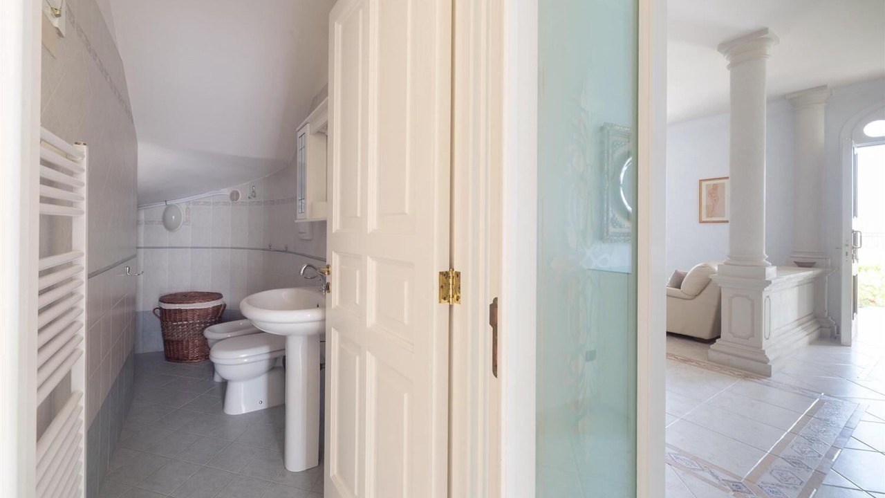 Photo of Bathroom in Castro Marina
