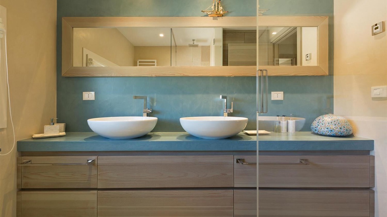 Photo of Bathroom in Avetrana