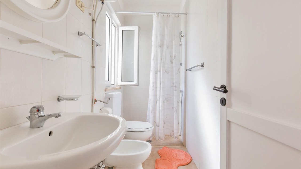 Photo of Bathroom in Lido Marini