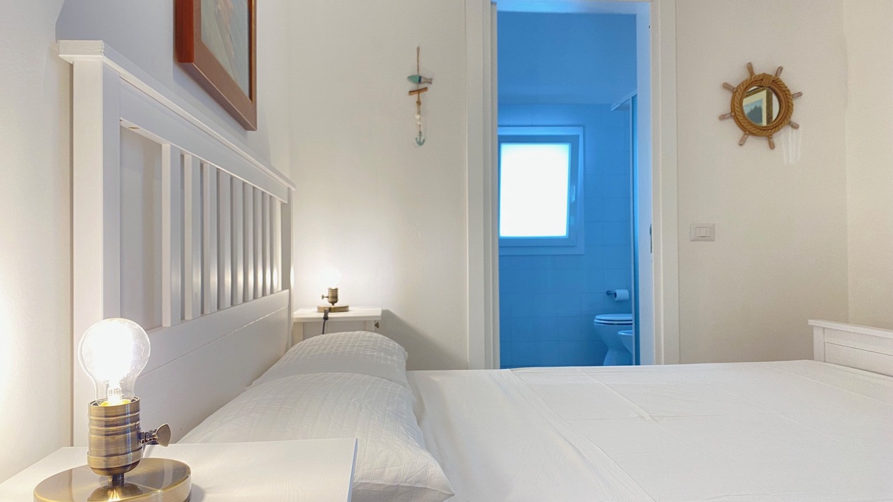 Photo of Bedroom in Roca Vecchia