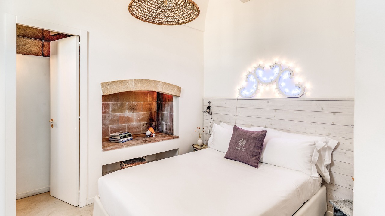 Photo of Bedroom in Gallipoli Historic Center