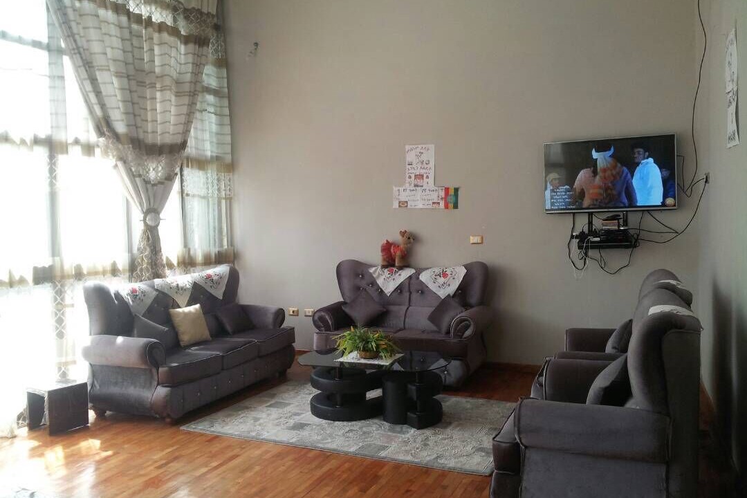 Photo of Livingroom in Nifas Silk-Lafto