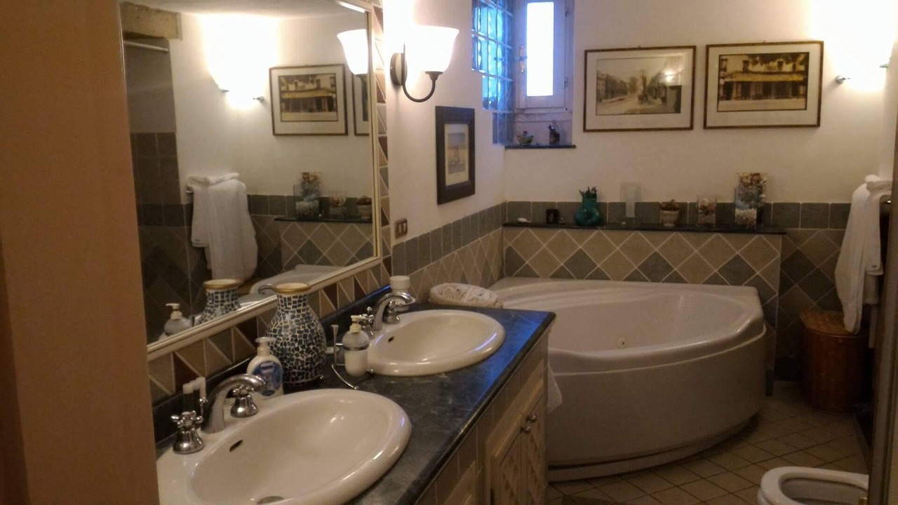 Photo of Bathroom in Otranto Historic Centre