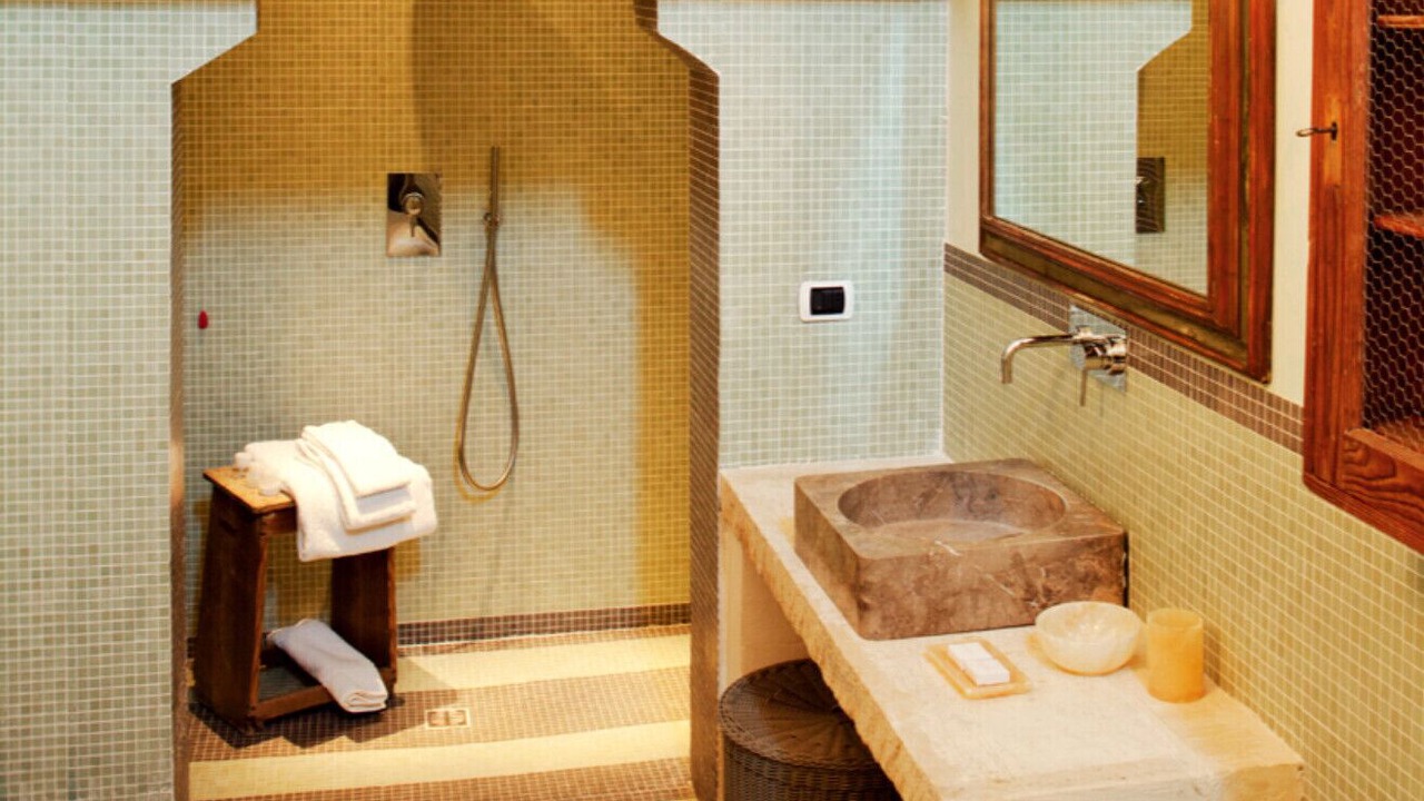 Photo of Bathroom in Diso