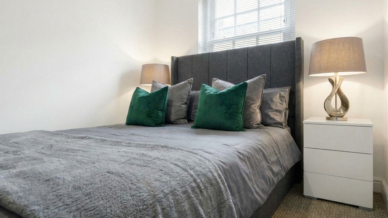 Photo of Bedroom in Camberwell Green