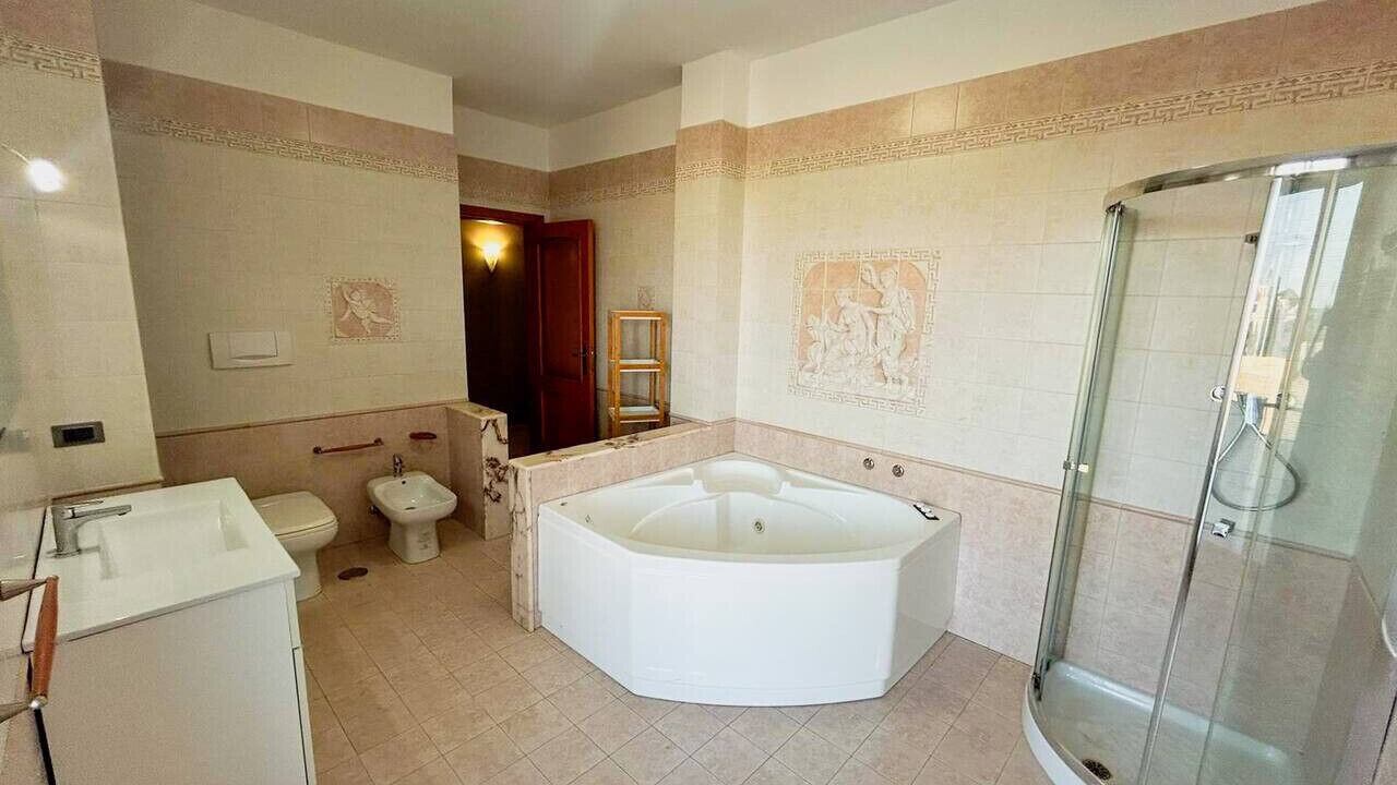 Photo of Bathroom in Trani