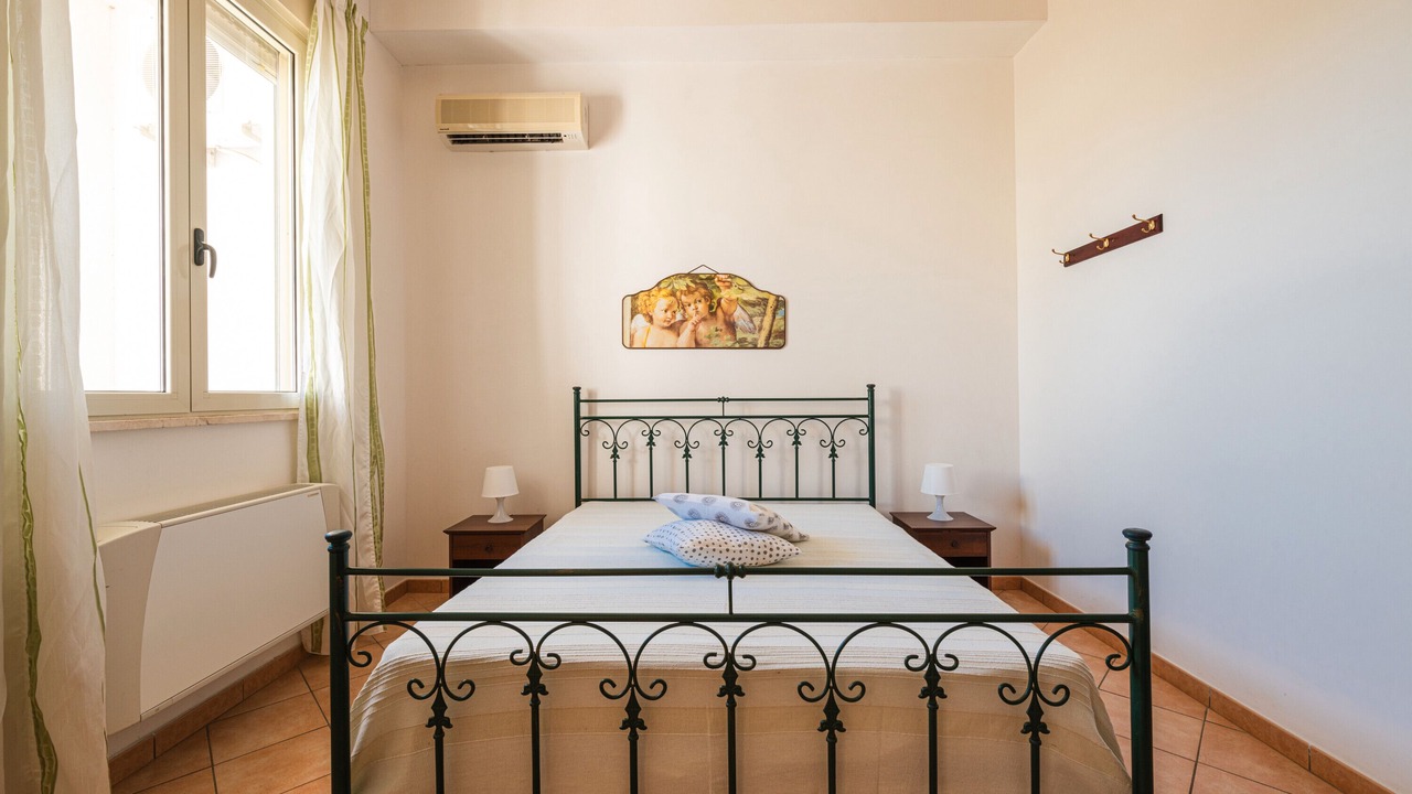 Photo of Bedroom in Cocumola