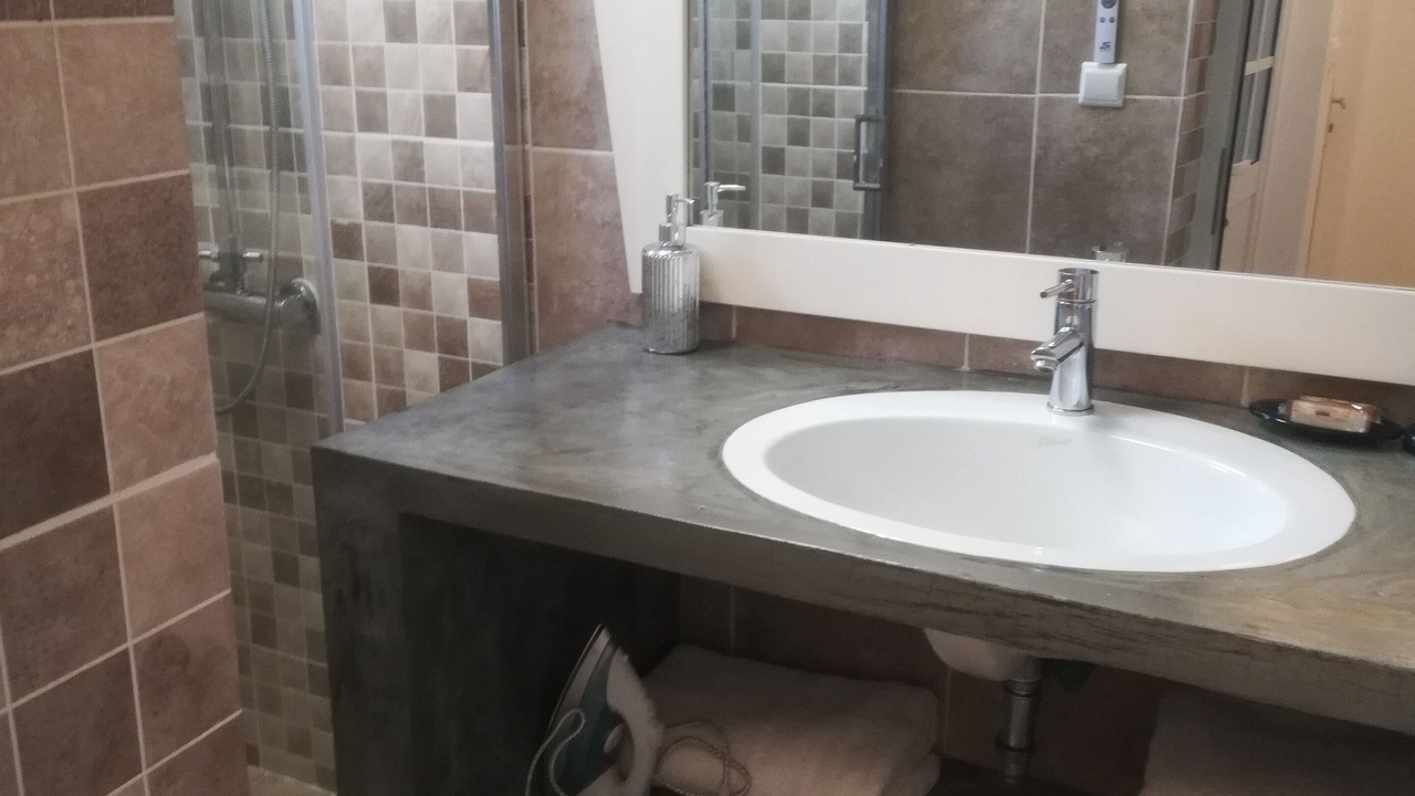 Photo of Bathroom in Antananarivo Avaradrano