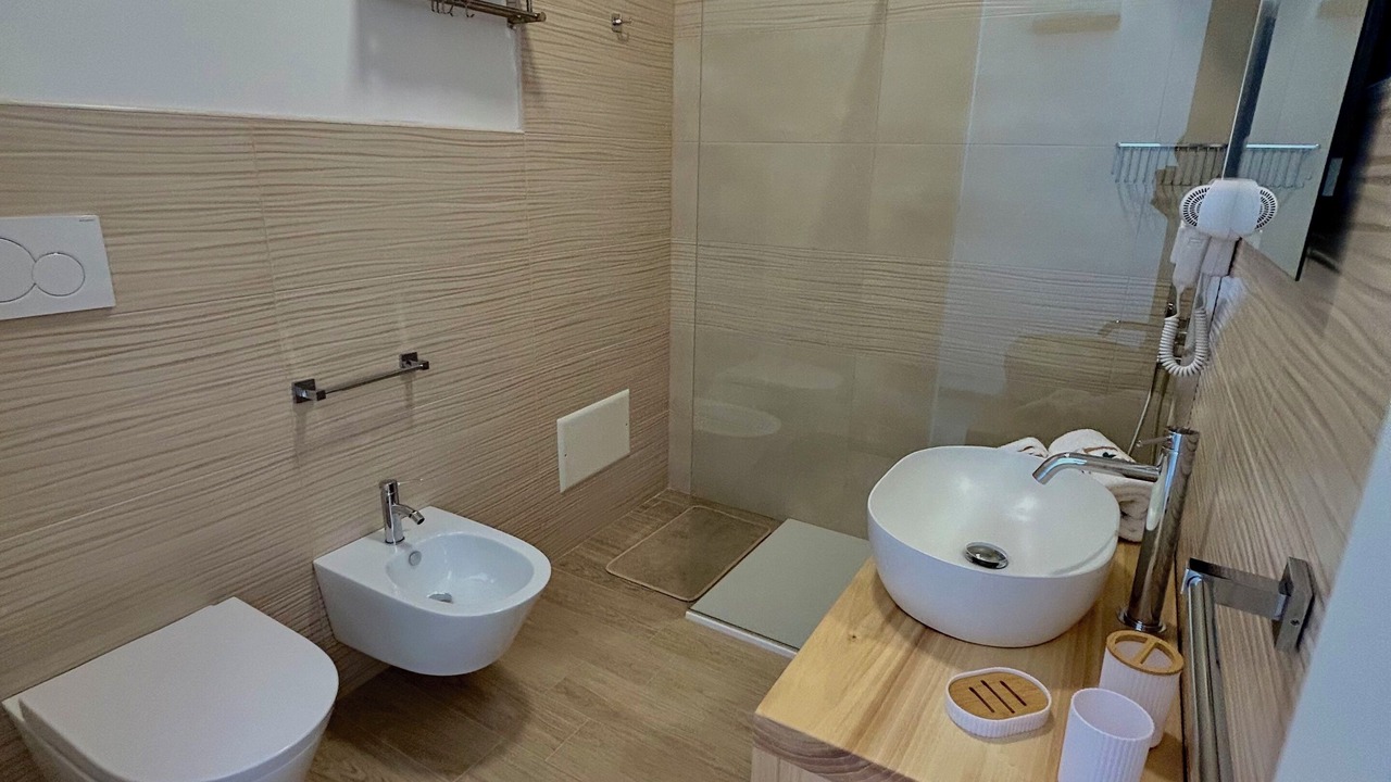Photo of Bathroom in Borgagne