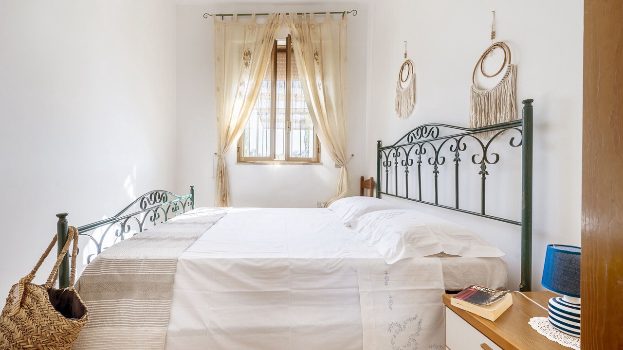 Photo of Bedroom in Roca Vecchia