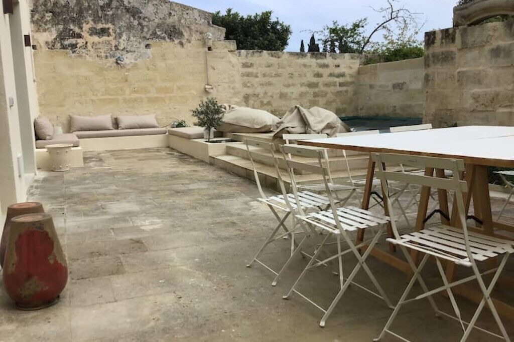 Photo of Outdoor in Vernole