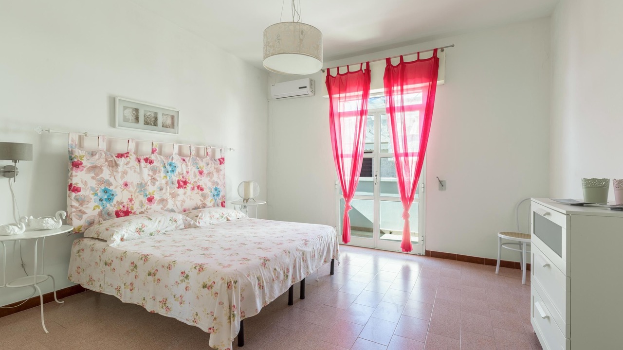 Photo of Bedroom in Campomarino di Maruggio