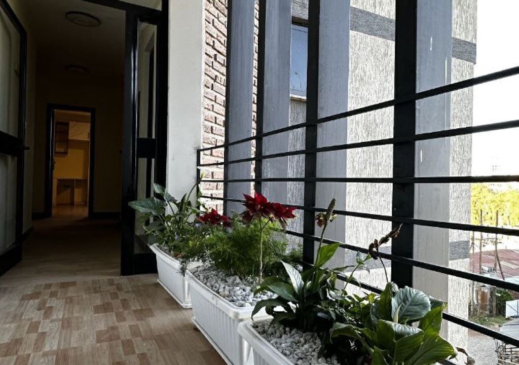 Photo of Outdoor in Nifas Silk-Lafto