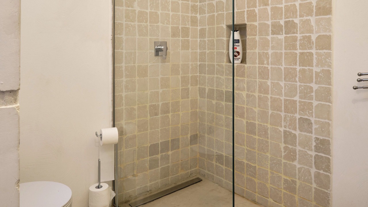 Photo of Bathroom in Andria
