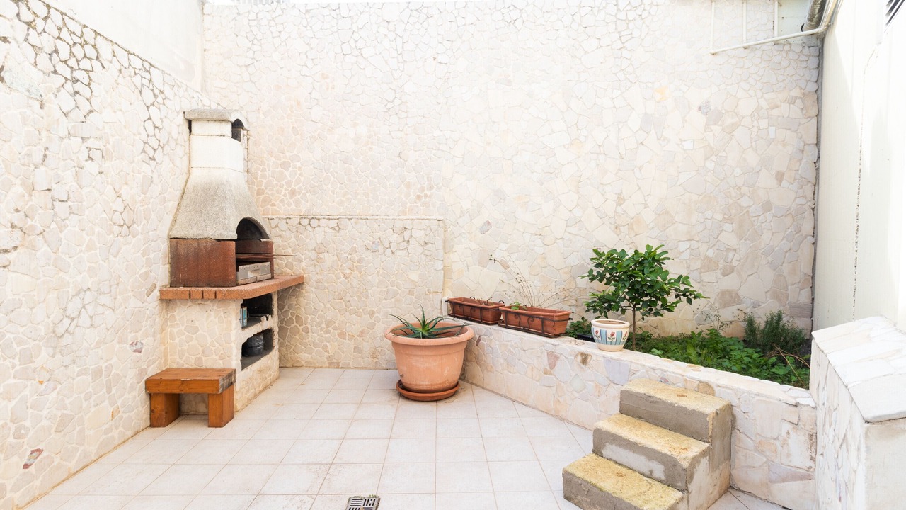 Photo of Patio Balcony in Adelfia