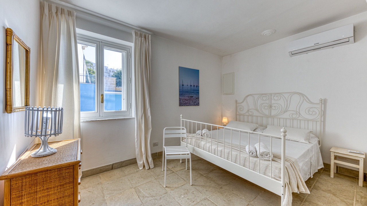Photo of Bedroom in Castro Marina