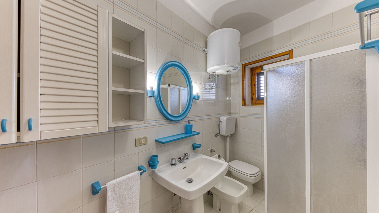 Photo of Bathroom in Lido Marini