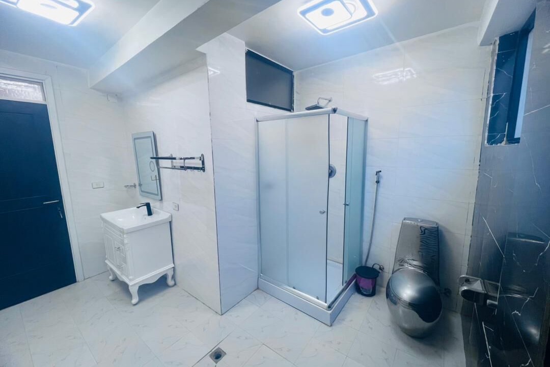 Photo of Bathroom in Nifas Silk-Lafto
