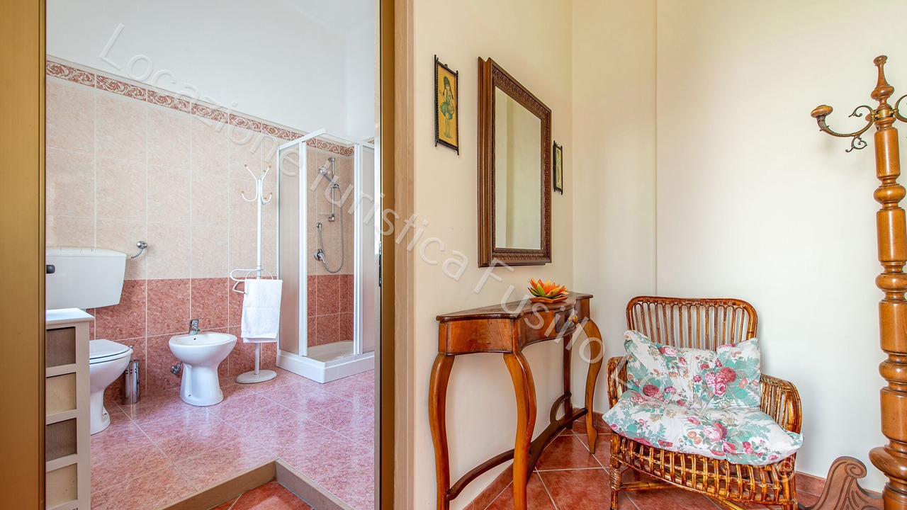 Photo of Bathroom in Andria