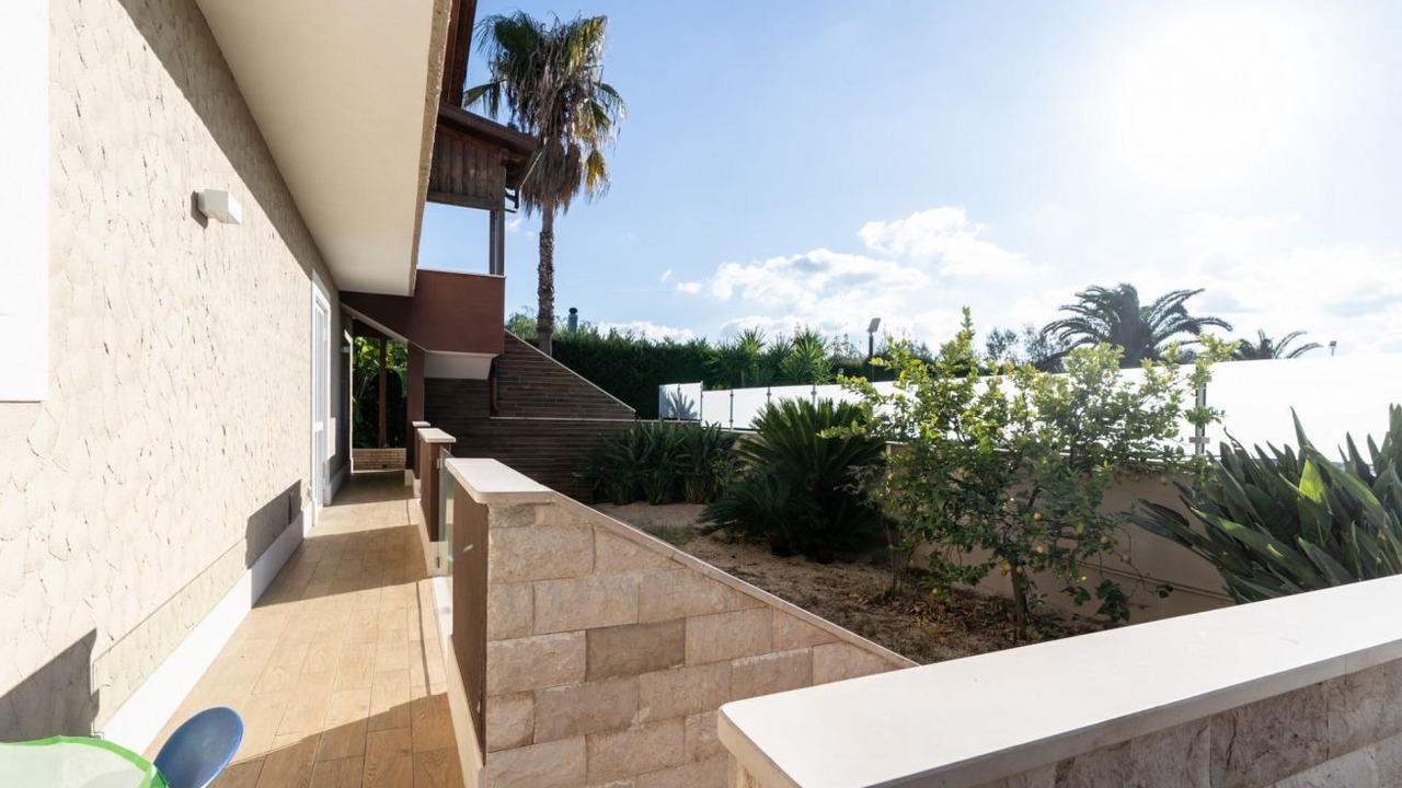 Photo of Patio Balcony in Trani