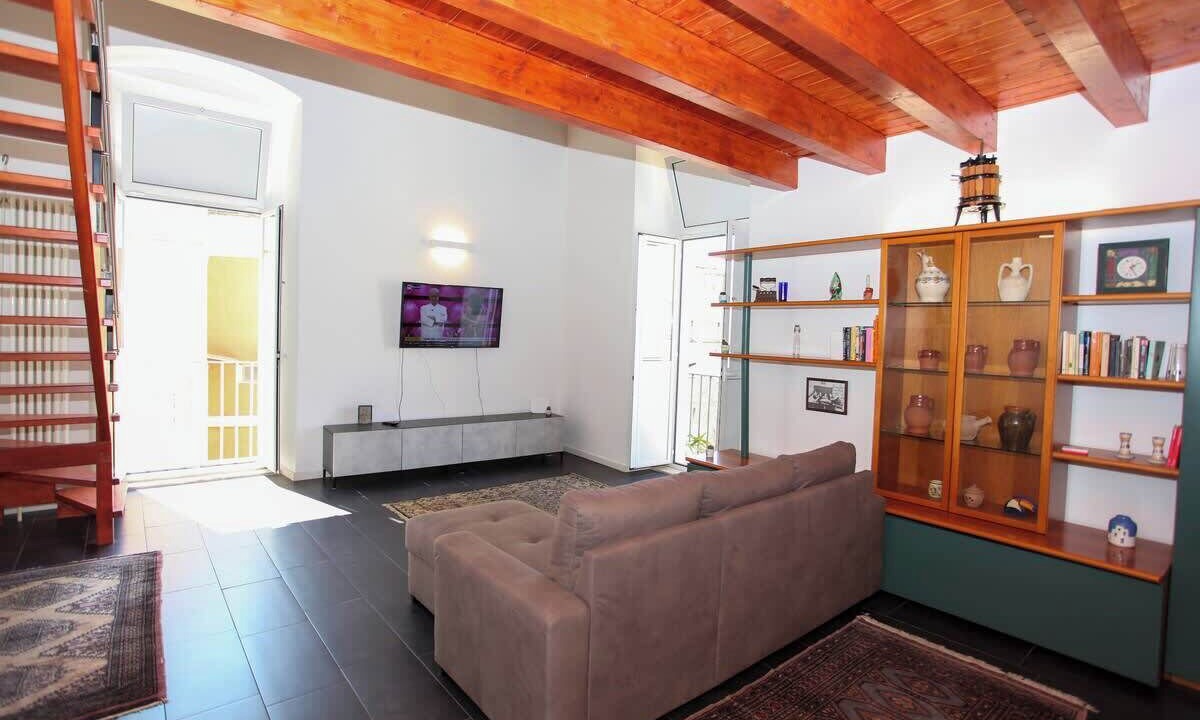 Photo of Livingroom in Old Town