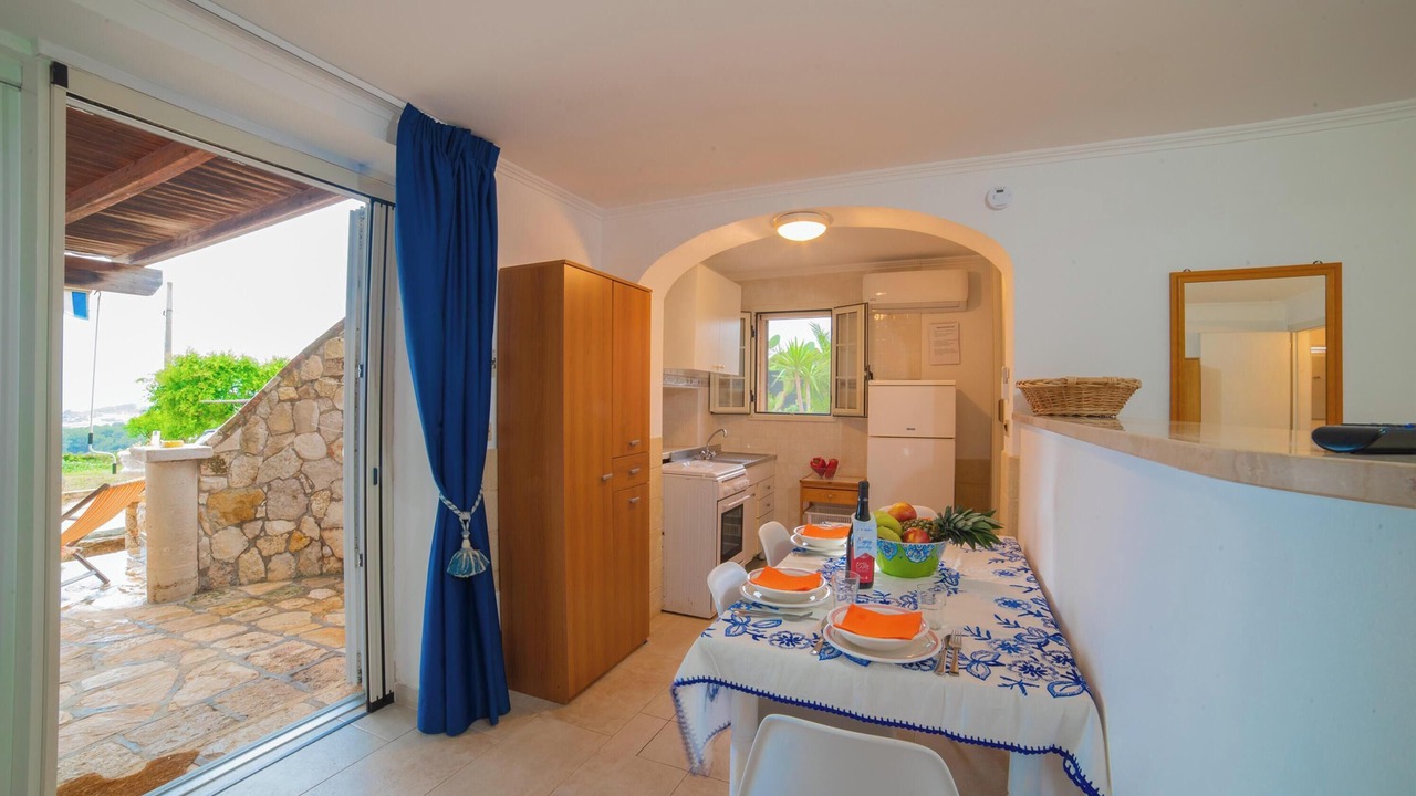 Photo of Bedroom in Marina di Felloniche