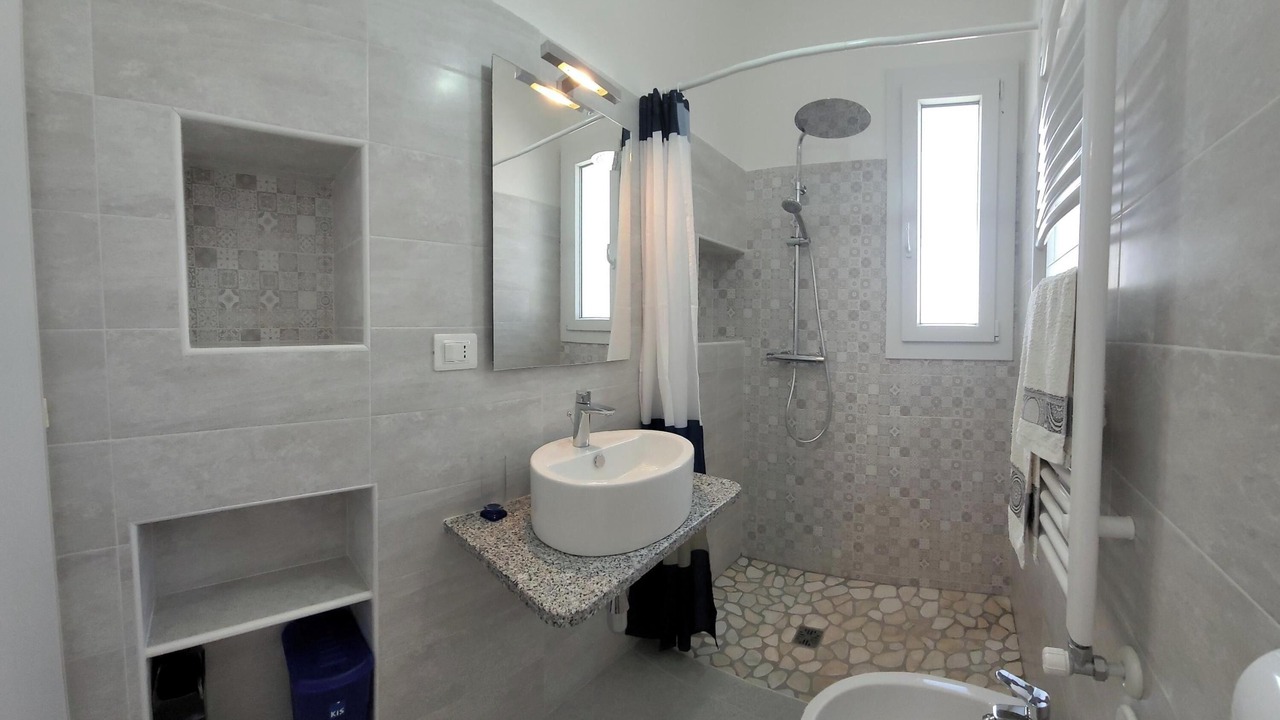 Photo of Bathroom in Marina di Felloniche
