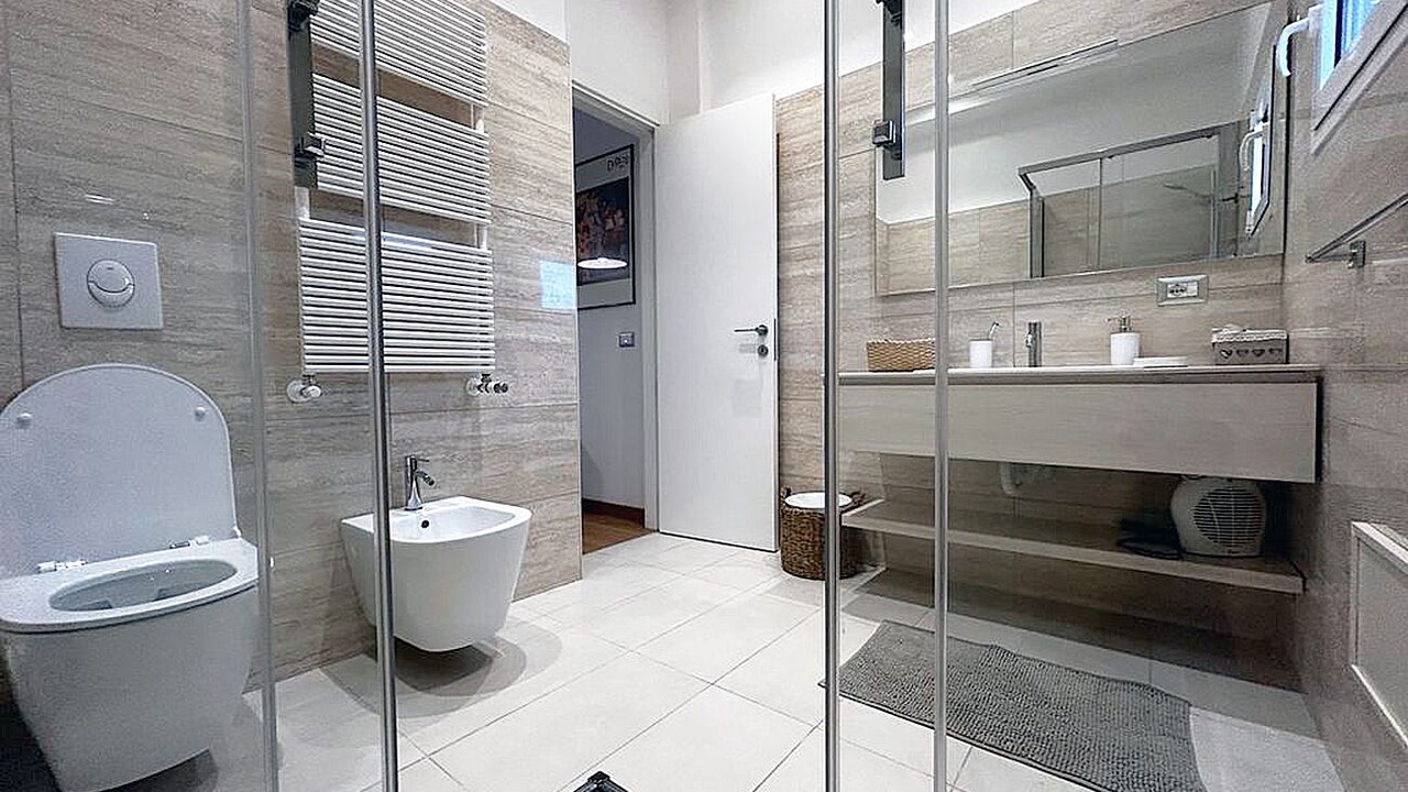 Photo of Bathroom in Bari City Centre