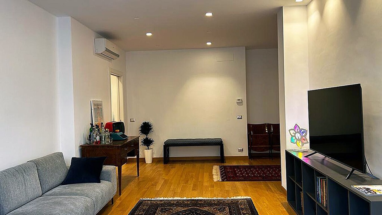 Photo of Livingroom in Bari City Centre