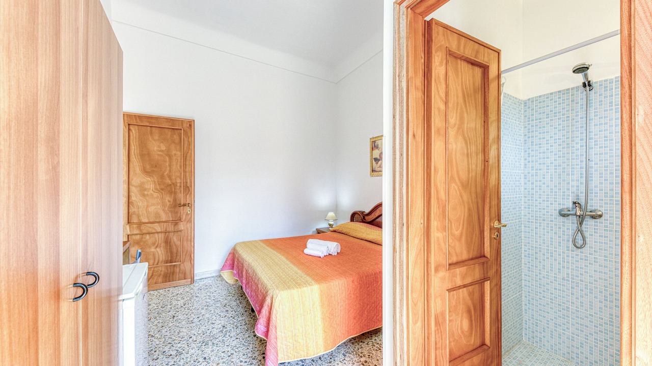 Photo of Bedroom in Lido Marini