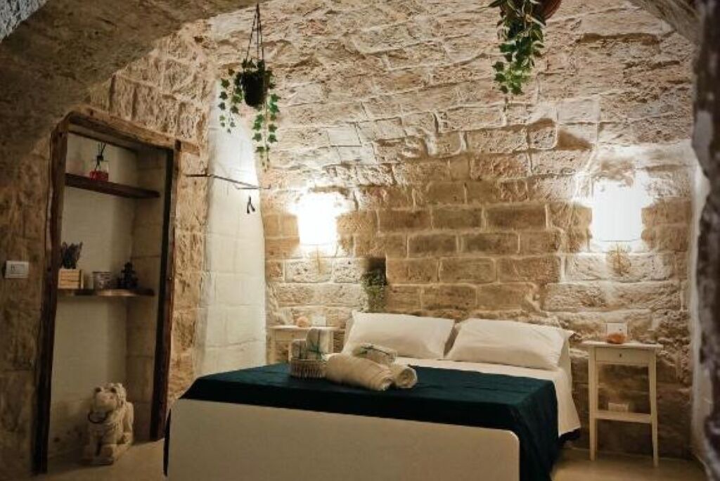 Photo of Bedroom in Bari City Centre