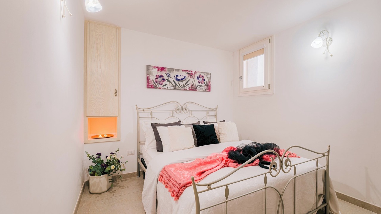 Photo of Bedroom in Marina di Felloniche