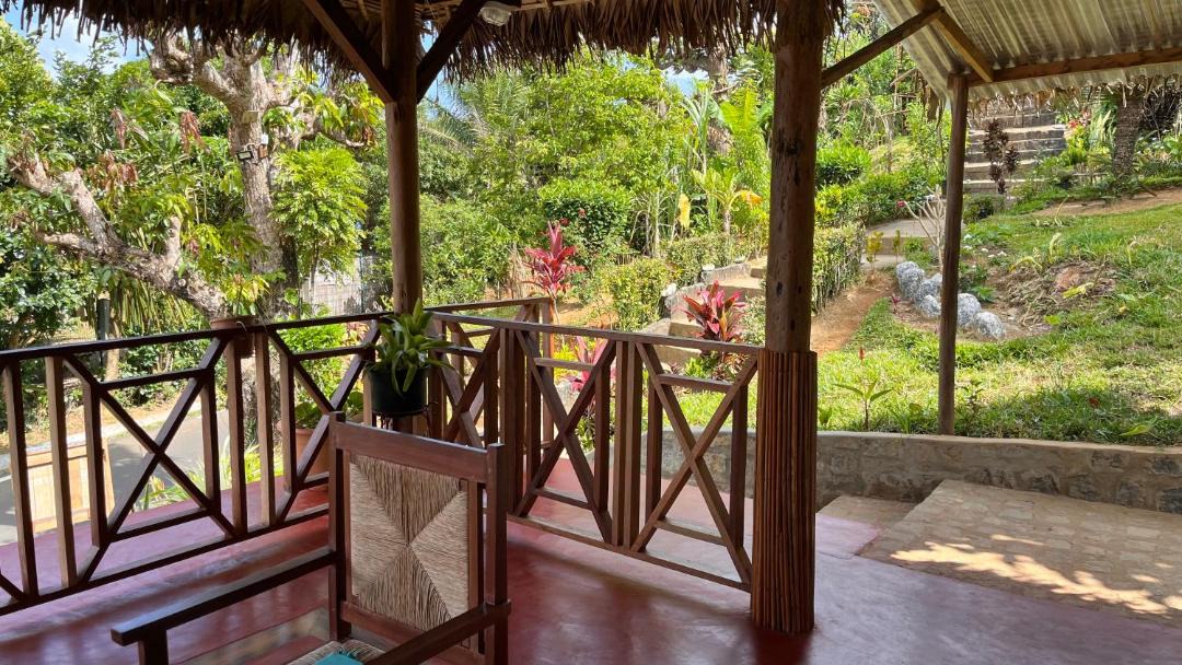 Photo of Patio Balcony in Nosy Boraha